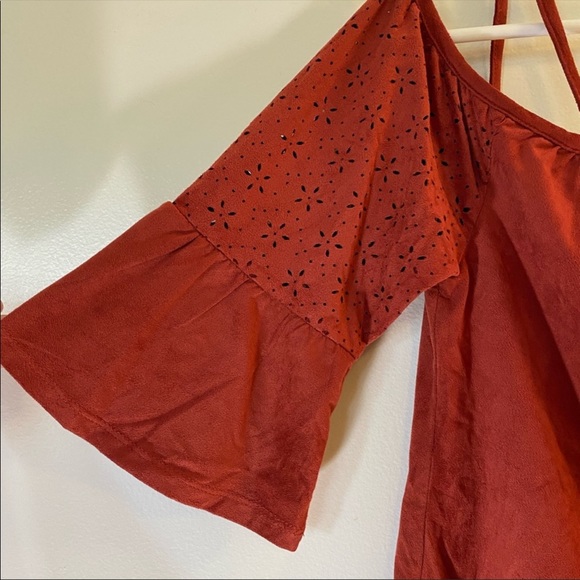 Faux Suede Off Shoulder Peplum Top - Picture 3 of 3